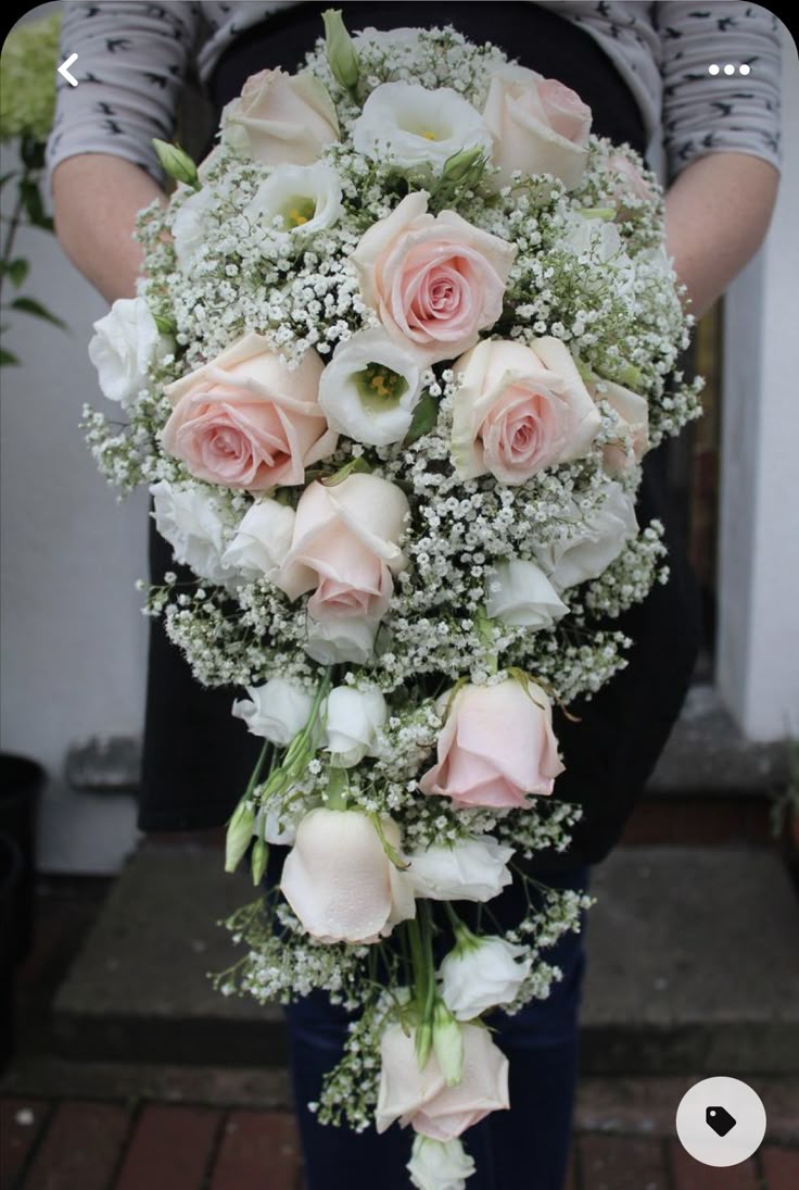 Bridal Bouq Cascade