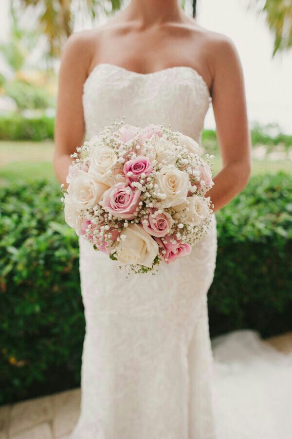 Bridal Bouq Round